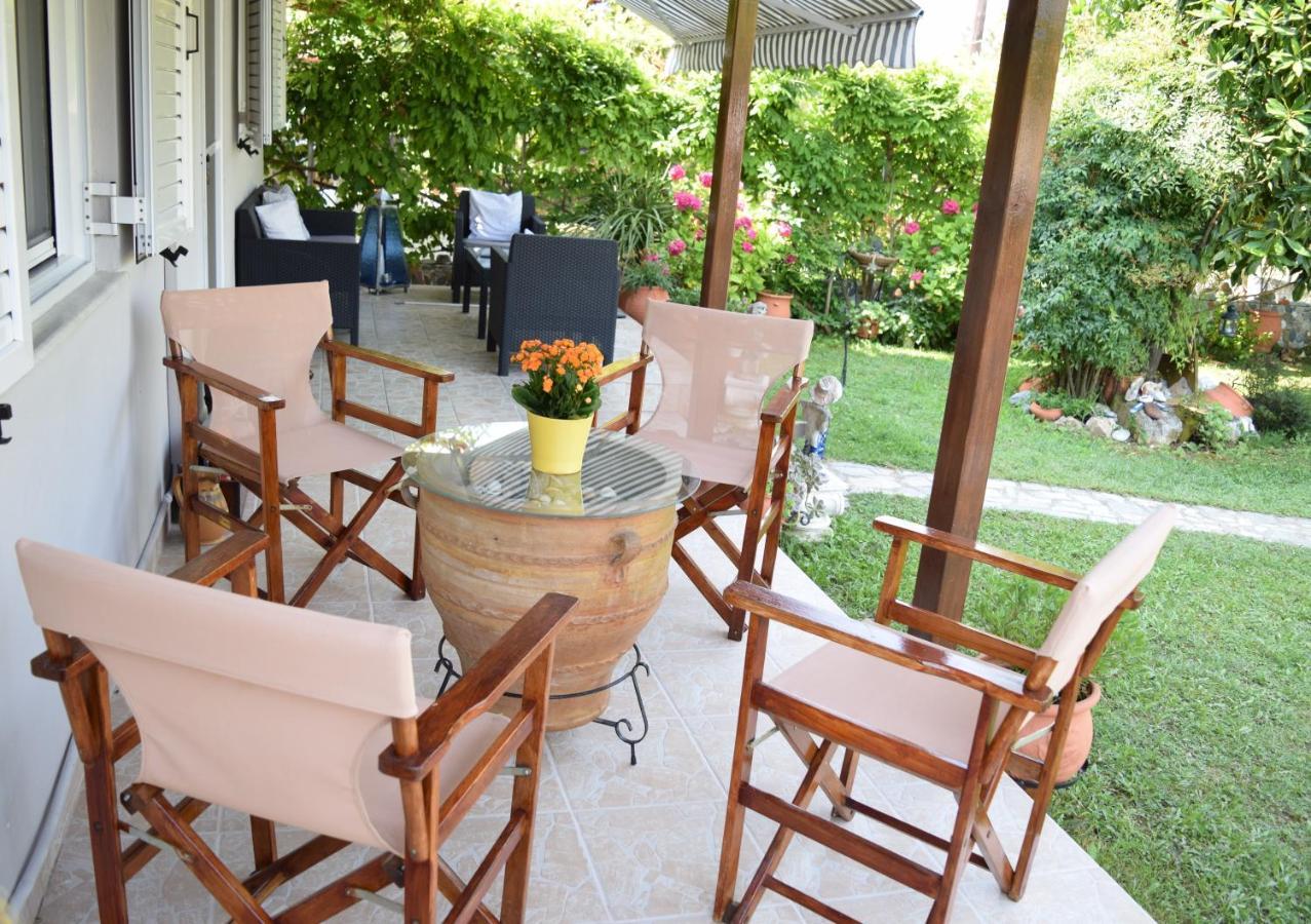 Garden'S Villa เลปโตการายา ภายนอก รูปภาพ