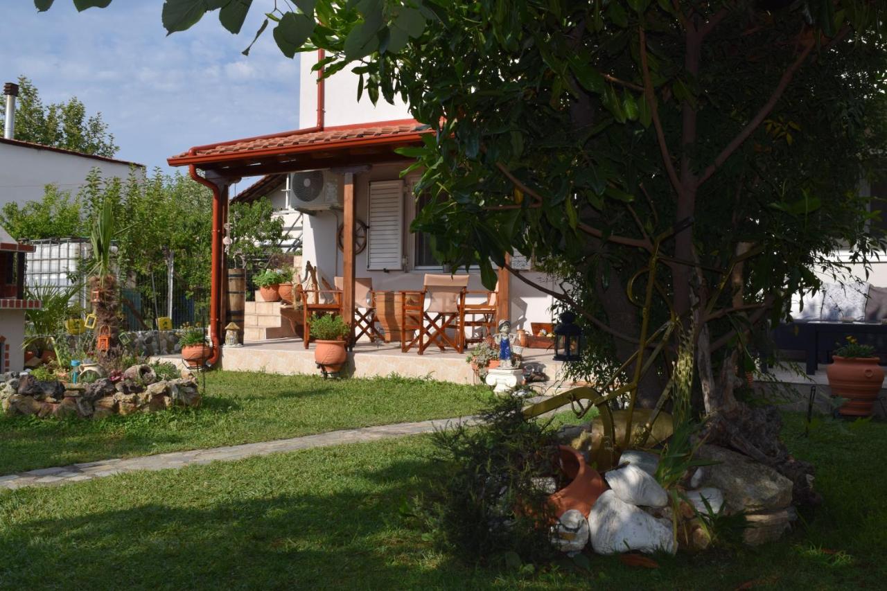 Garden'S Villa เลปโตการายา ภายนอก รูปภาพ